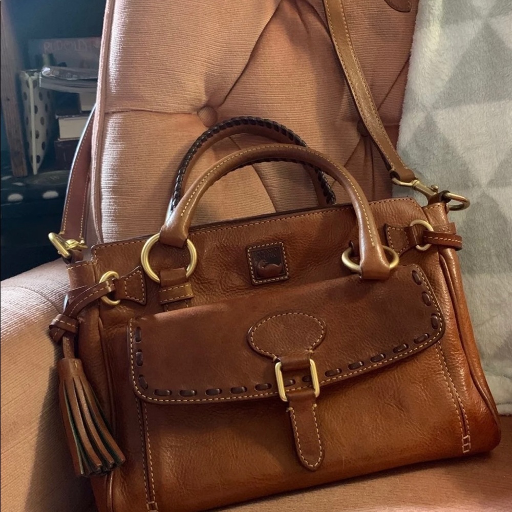 Natural Dooney and Bourke handbag